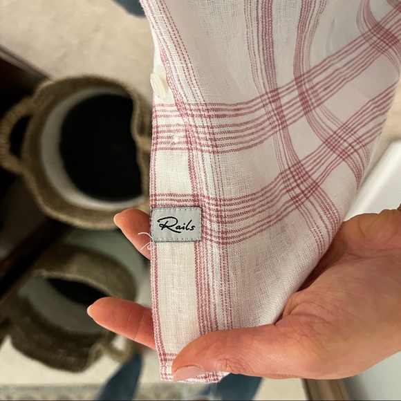 RAILS Pink & White Top - Picture 2 of 7